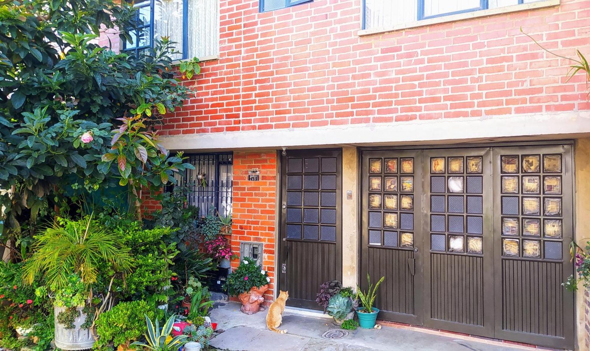 Semiurbano Homestay *